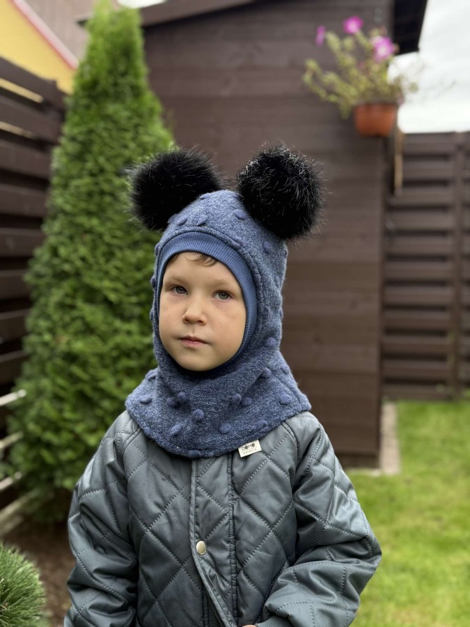 Žieminis vilnos  šalmukas ,,su burbuliukais" su bumbulais, 10 spalvų