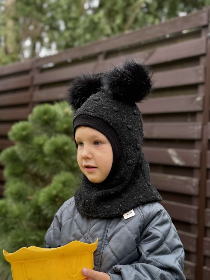 Žieminis vilnos  šalmukas ,,su burbuliukais" su bumbulais, 10 spalvų