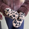 Teddy leopardo rašto pirštinės